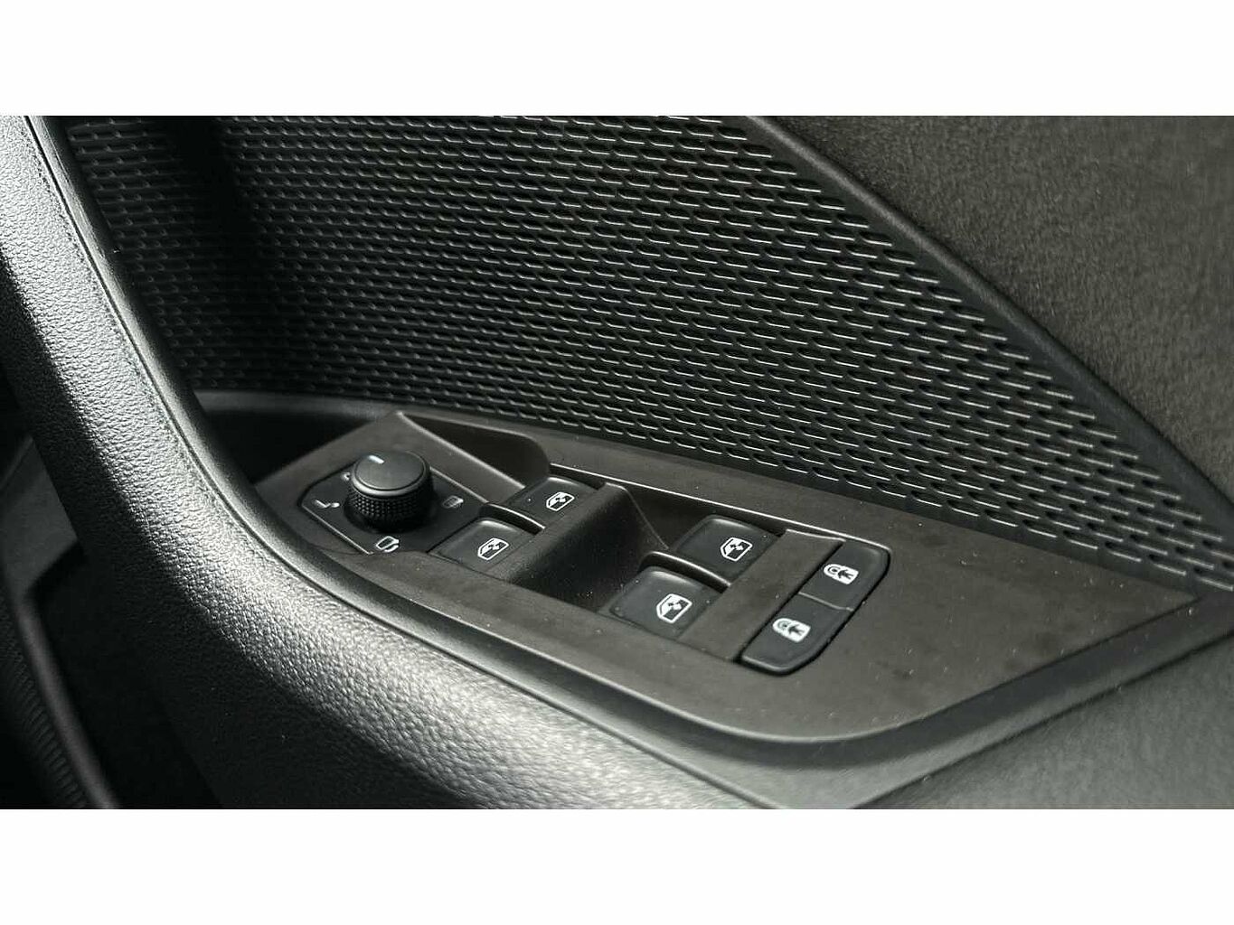 SKODA Octavia vRS Hatch 1.4 TSI (150ps) vRS iV DSG